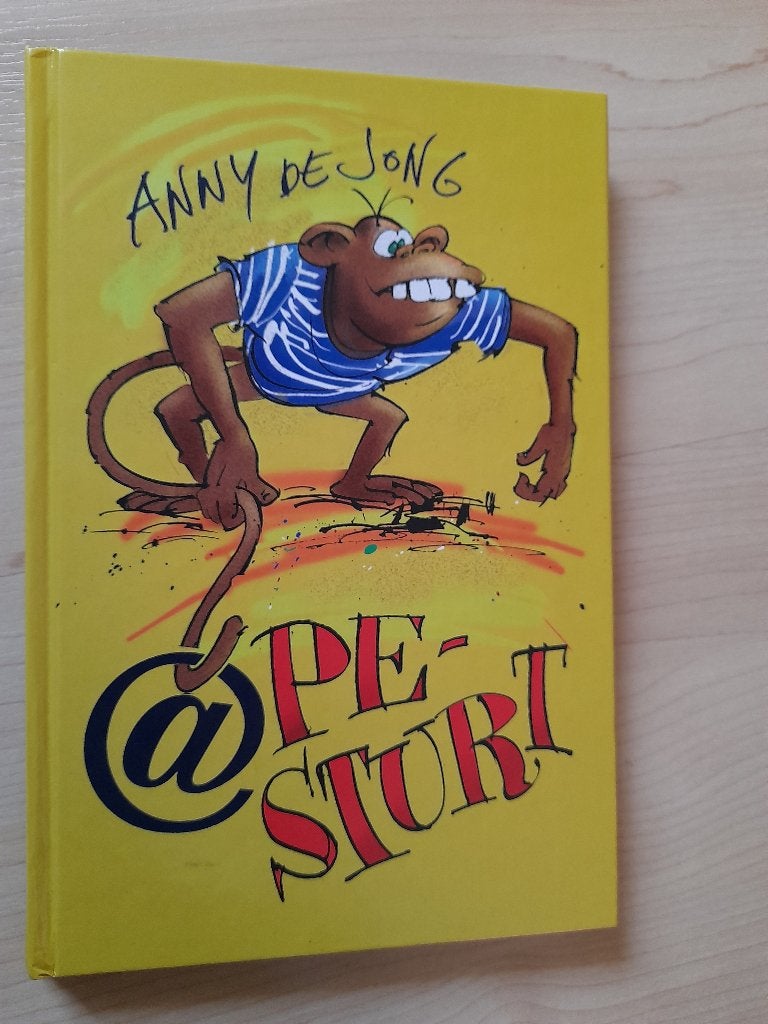 @PESTURT Anny de Jong friestalig, Ophalen of Verzenden, Zo goed als nieuw, Fictie algemeen