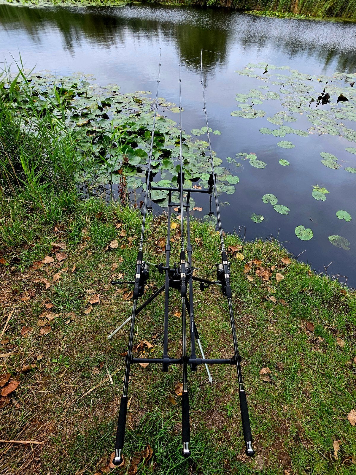 3 x karper hengel van spro 2.75 lb 12ft, Watersport en Boten, Hengelsport | Karpervissen, Ophalen, Werphengel