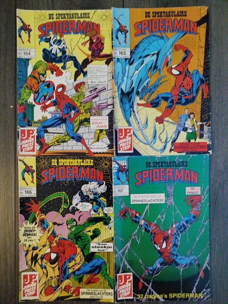 SPECTACULAIRE SPIDERMAN JUNIOR PRESS STRIPS 4 STUKS, Gelezen, Europa, Ophalen of Verzenden, Meerdere comics