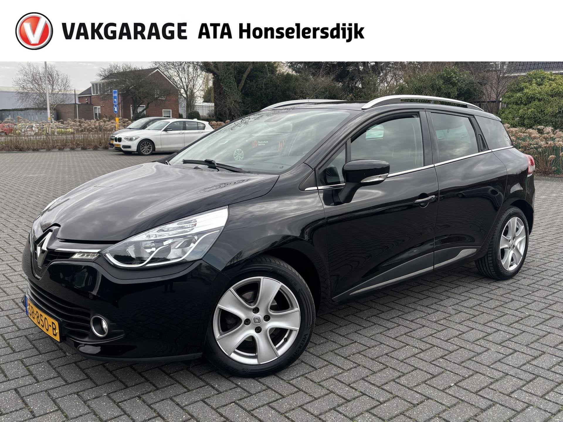 Renault Clio Estate 1.2 GT | Automaat | Cruise | Climate | B, Stof, 4 cilinders, Zwart, 615 kg