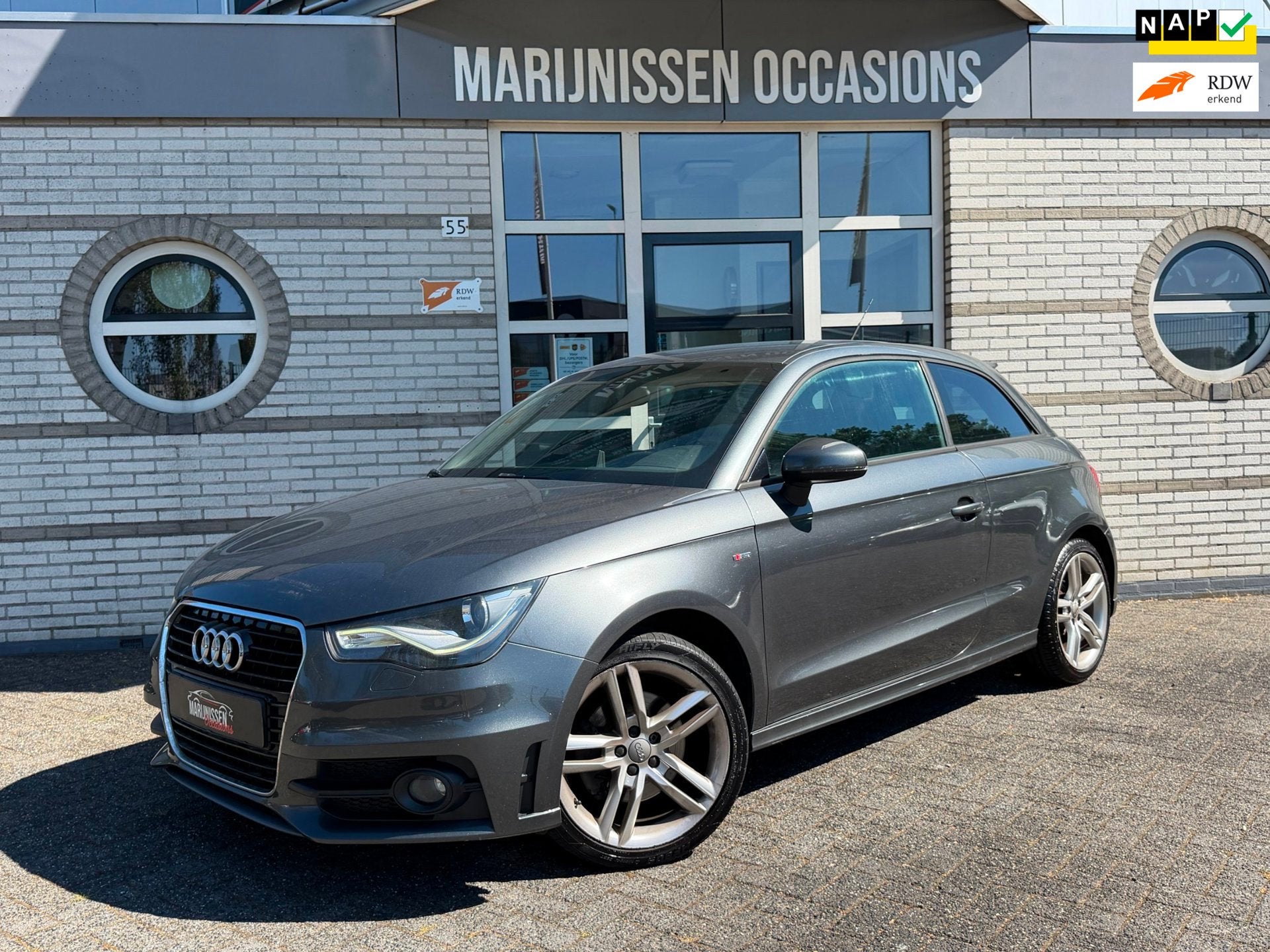 Audi A1 1.4 TFSI 3x S-Line |Bose,Cruise,Navi|, Zwart, 4 cilinders, 1165 kg, 4 stoelen
