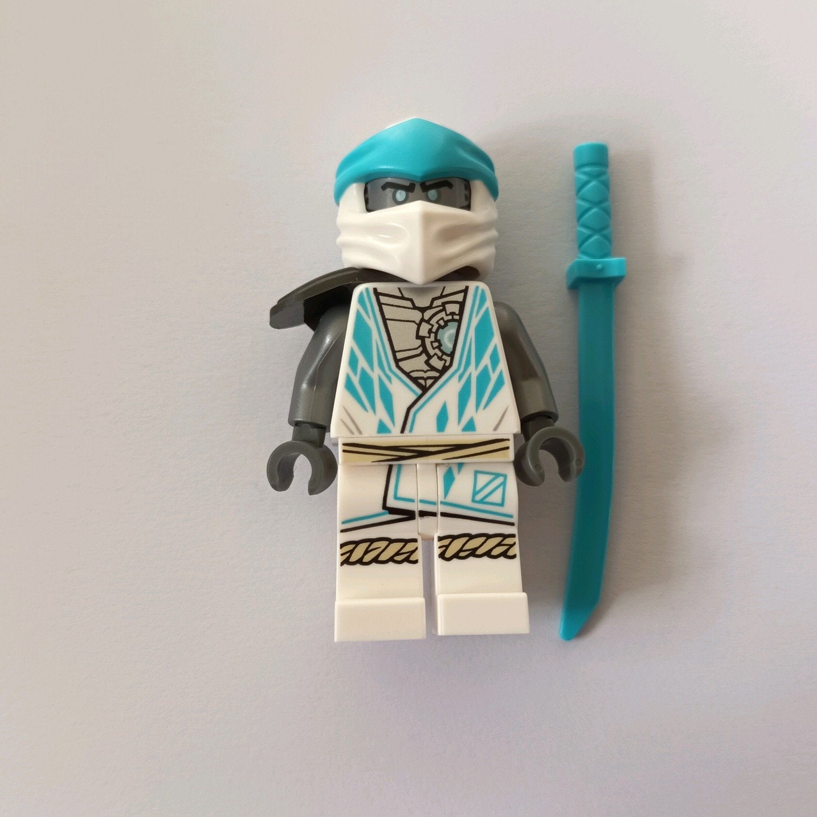 lego ninjago Zane witte ninja poppetjes minifiguur minifigs, Ophalen of Verzenden, Zo goed als nieuw