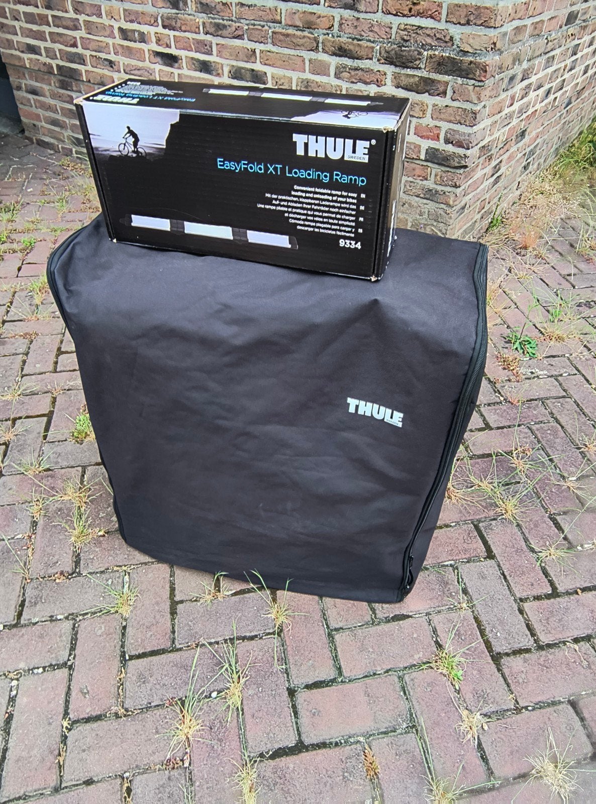 Verkopende fietsdrager THULE933 in nieuwstaat!, Auto diversen, Ophalen of Verzenden, Zo goed als nieuw, Trekhaakdrager, Brede banden