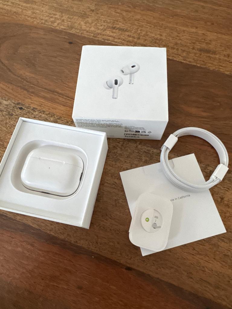 Apple AirPods Pro (2e generatie) met USB-C (2023), Ophalen of Verzenden, Gebruikt, Overige merken