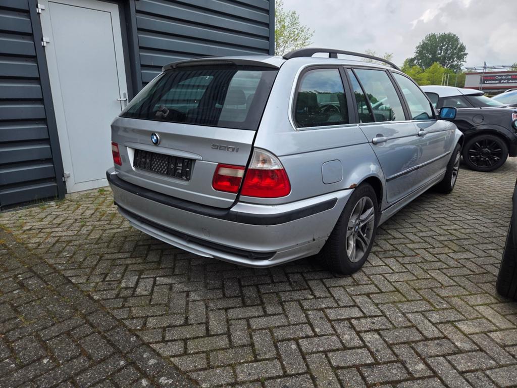 Casco/koets BMW 323 touring, Ophalen, Gebruikt, BMW