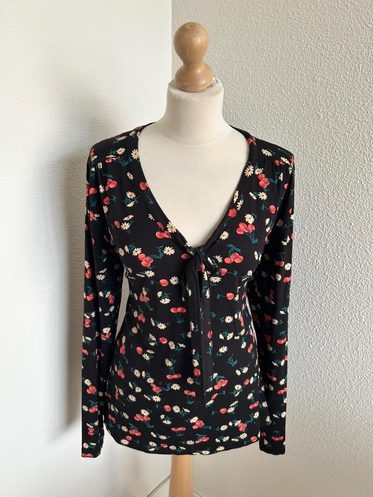 King Louie maat L prachtige kersen top blouse 2668, Kleding | Dames, Zwart, Maat 42/44 (L), Ophalen of Verzenden, Zo goed als nieuw