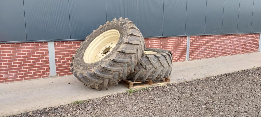 650/65 r38 Banden/Wielen/Velgen, Zakelijke goederen, Ophalen, Gebruikt, Tot 2500, Case IH