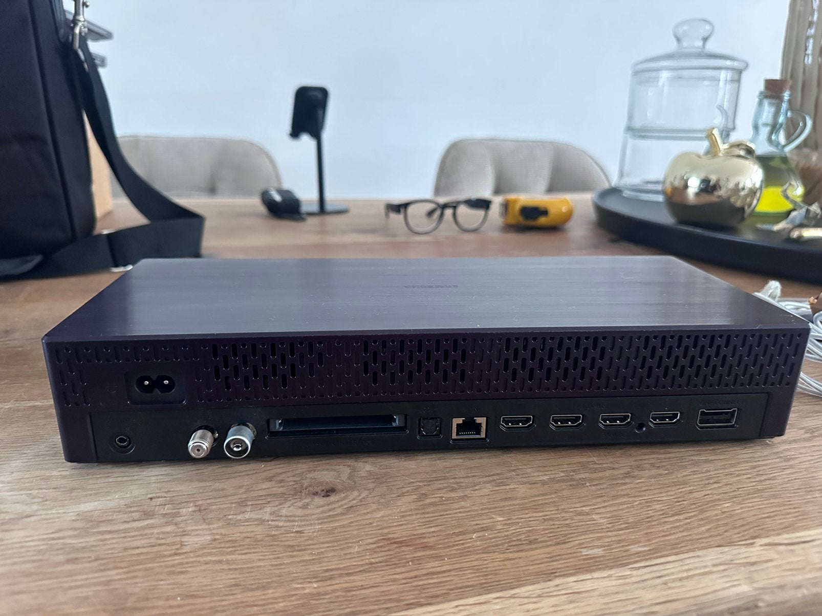 Samsung one connect, Audio, Tv en Foto, Ophalen, Zo goed als nieuw, Samsung