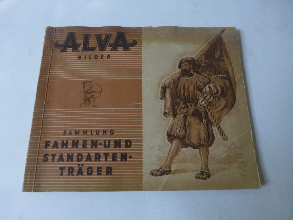 Plaatjesalbum Vlaggen- en standaarddragers deel 1 (Uit 1933), Boeken, Ophalen of Verzenden, Gelezen, Plaatjesalbum