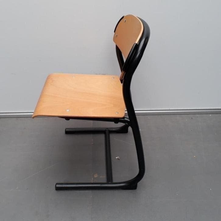 4x Ahrend 450 schoolstoelen houten zitting en leuning, Huis en Inrichting, Stoelen, Ophalen, Gebruikt, Bruin, Vier