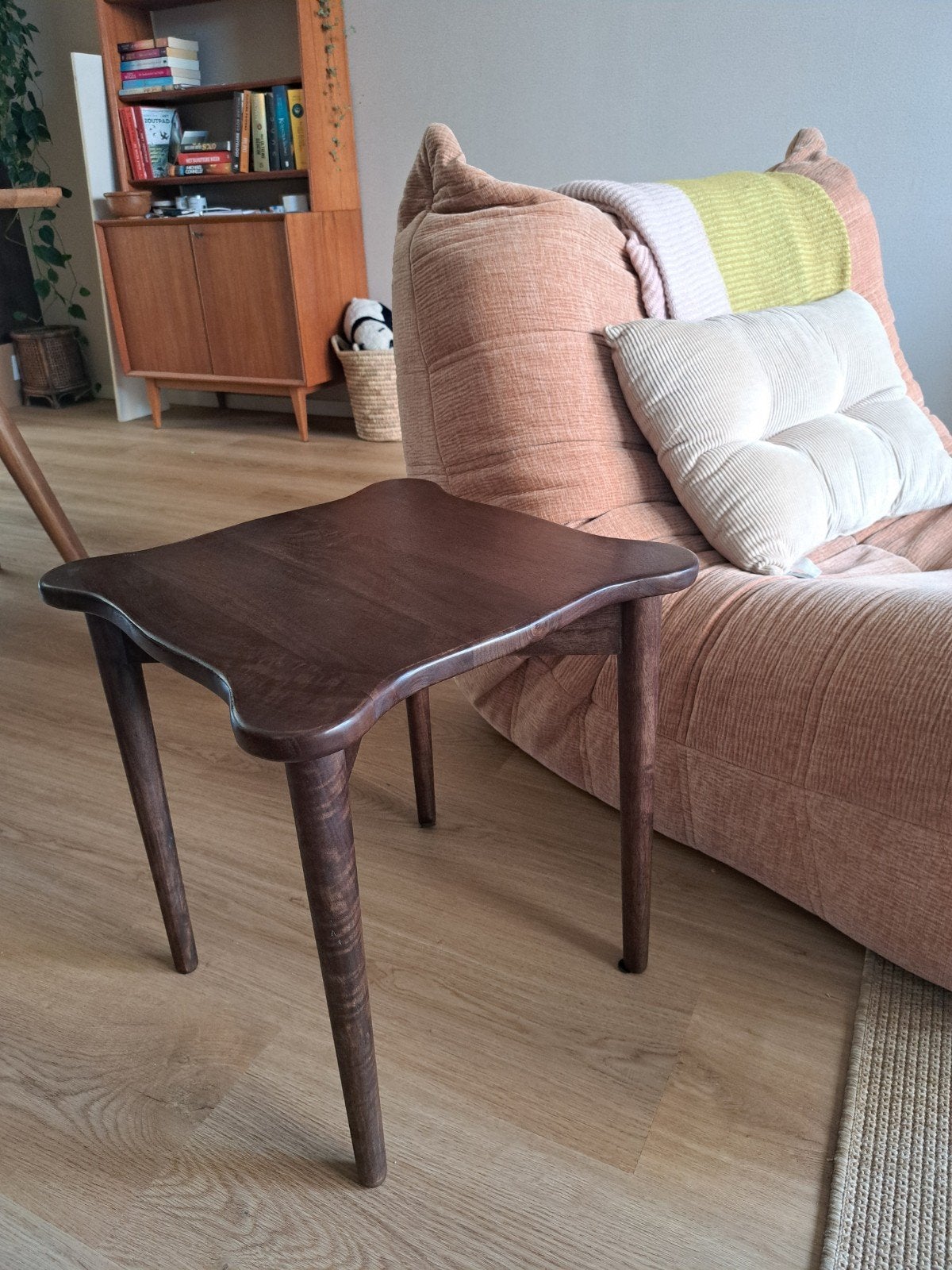 mang houten bijzettafel h&m home, Huis en Inrichting, Ophalen, Rond, Minder dan 55 cm