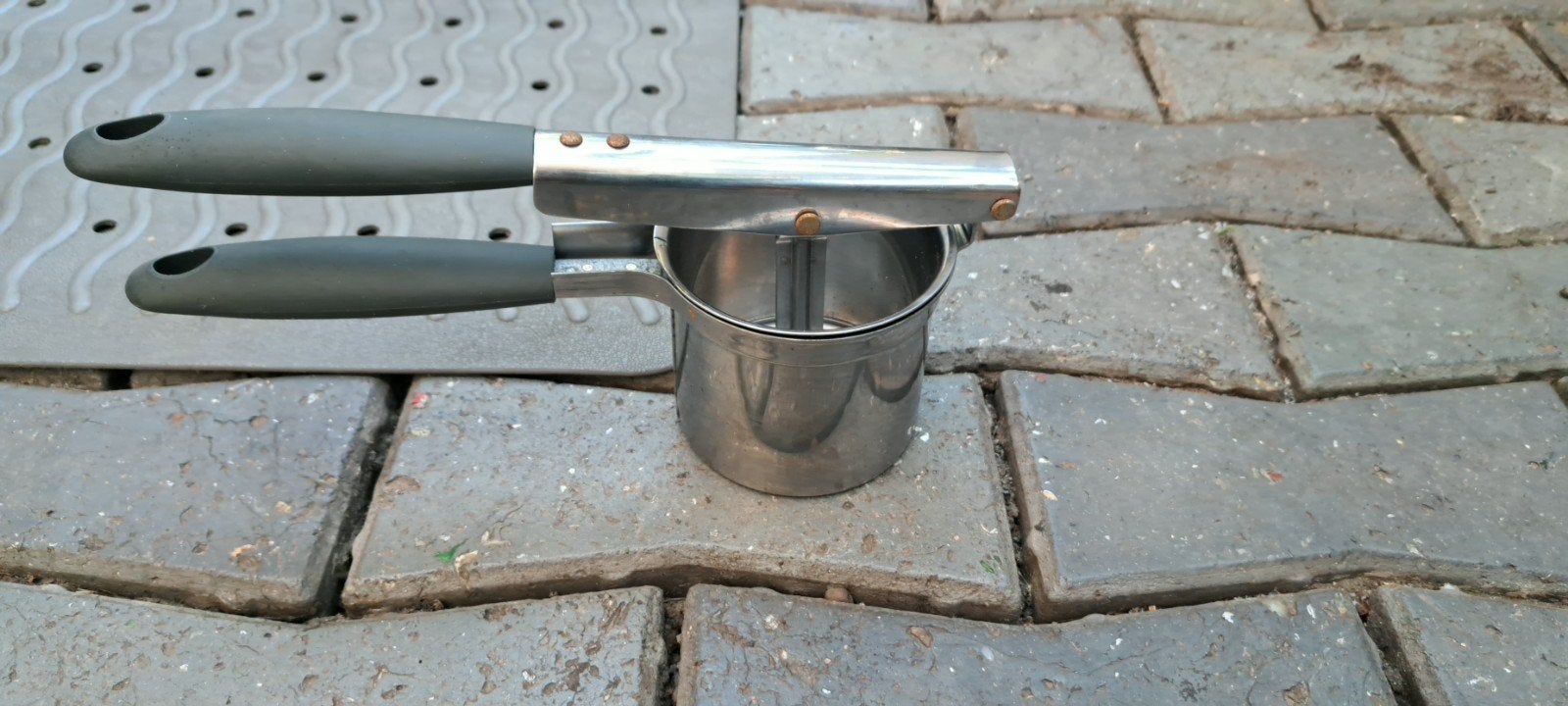 Aardappelpers - RVS met comfortabele handvatten, Overige typen, Ophalen of Verzenden, Metaal, Nieuw