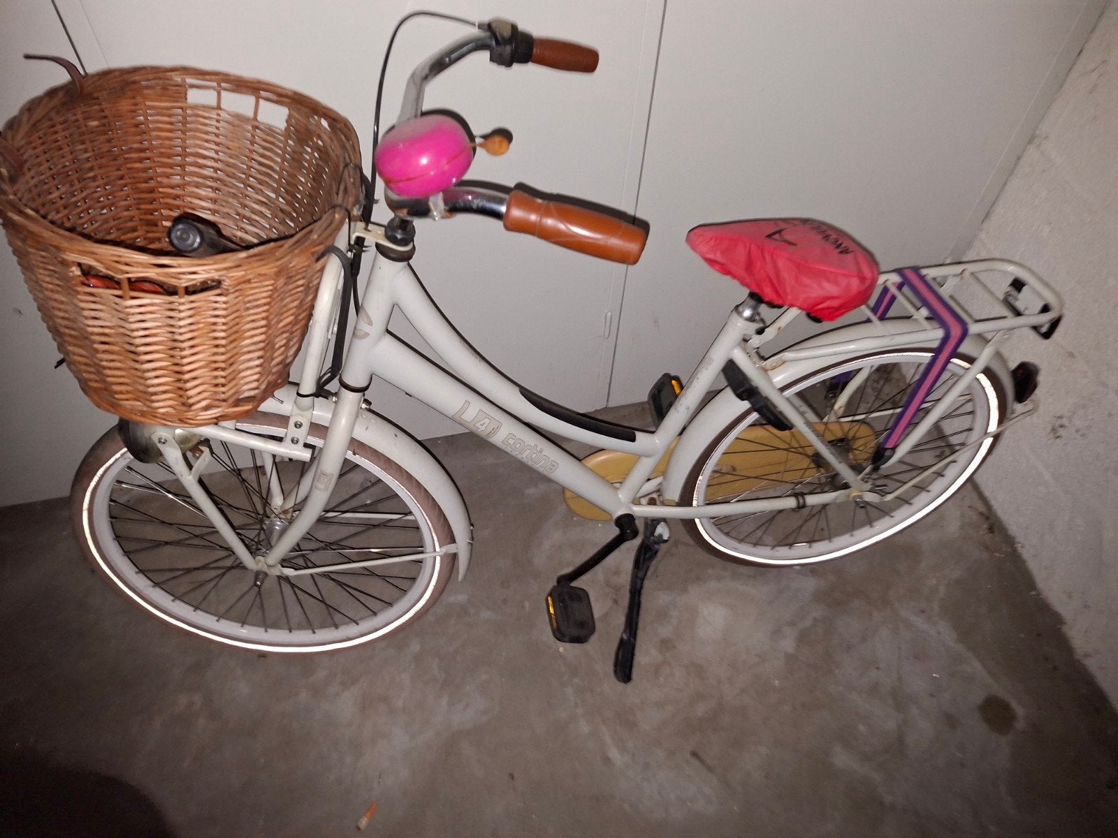 meisjesfiets met mand  24 inch, Terugtraprem, Ophalen, Overige merken, Gebruikt