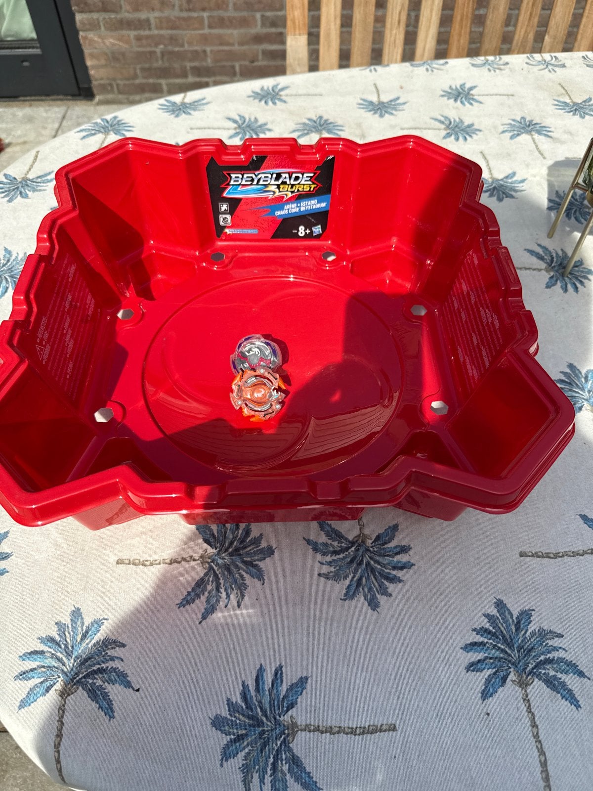 Beyblade Burst Beystadium met 2 Beyblades - Zo goed als nieu, Ophalen, Zo goed als nieuw, Jongen of Meisje