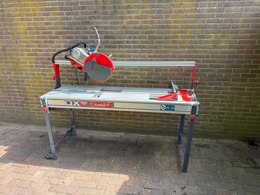 Rubi tafelzaag te huur, zaaglengte 148,5cm, zaagmachine, Ophalen, Cirkelzaag, 70 mm of meer, Zo goed als nieuw