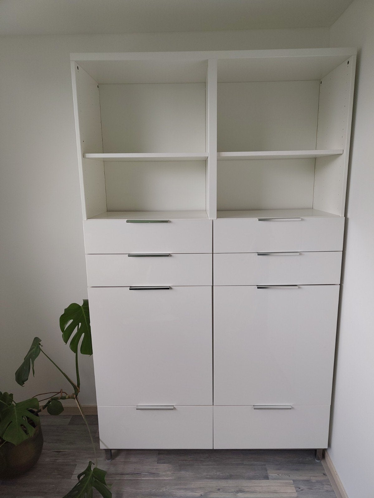 Witte Ikea kast, Huis en Inrichting, Ophalen, Gebruikt, 100 tot 150 cm, Strak wit scandinavisch