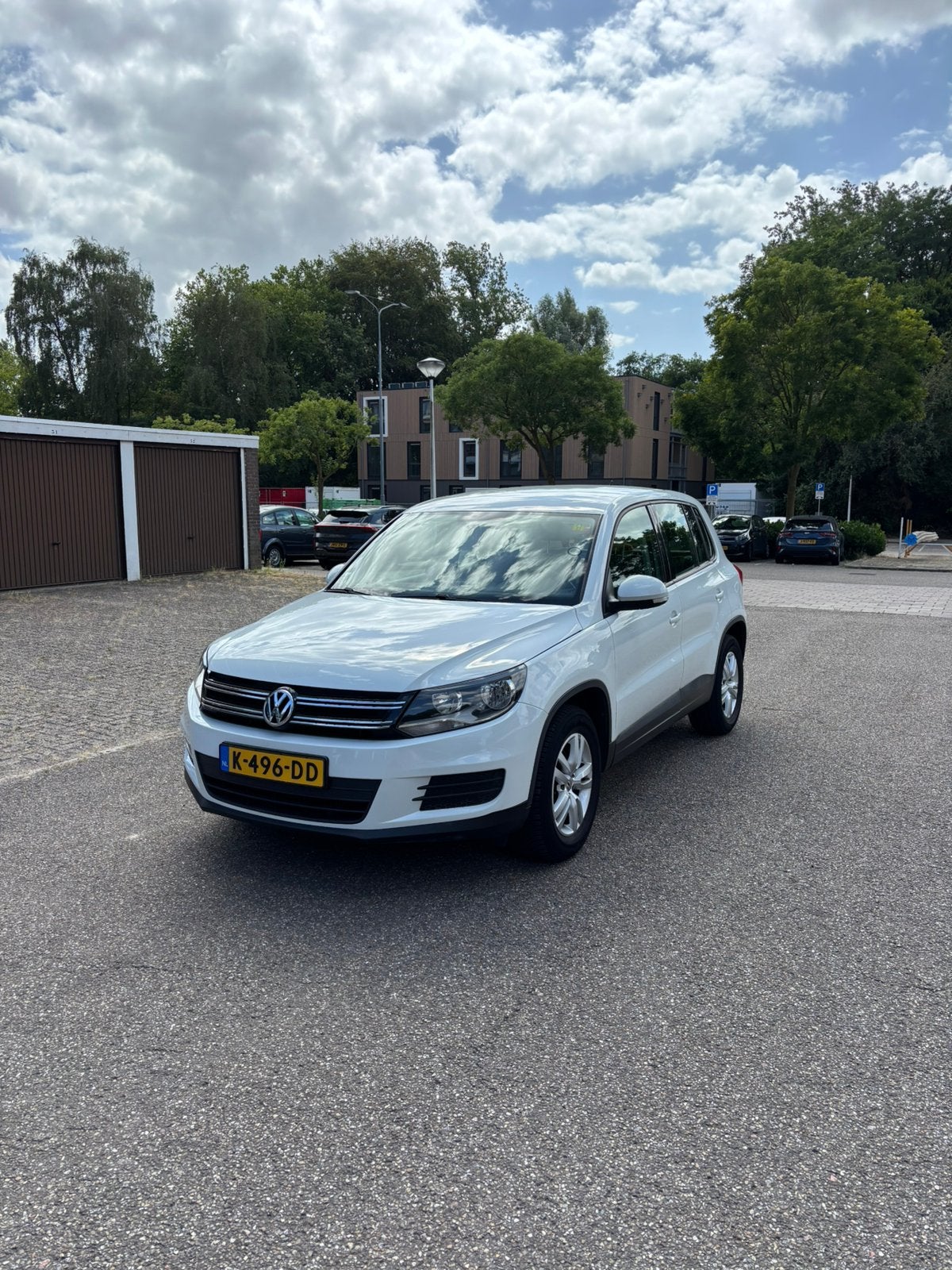 Volkswagen Tiguan 1.4 TSI 1e EIG/PARKEERSENSOREN/CARPLAY, Auto's, Voorwielaandrijving, Navigatiesysteem, 125 pk, 4 cilinders