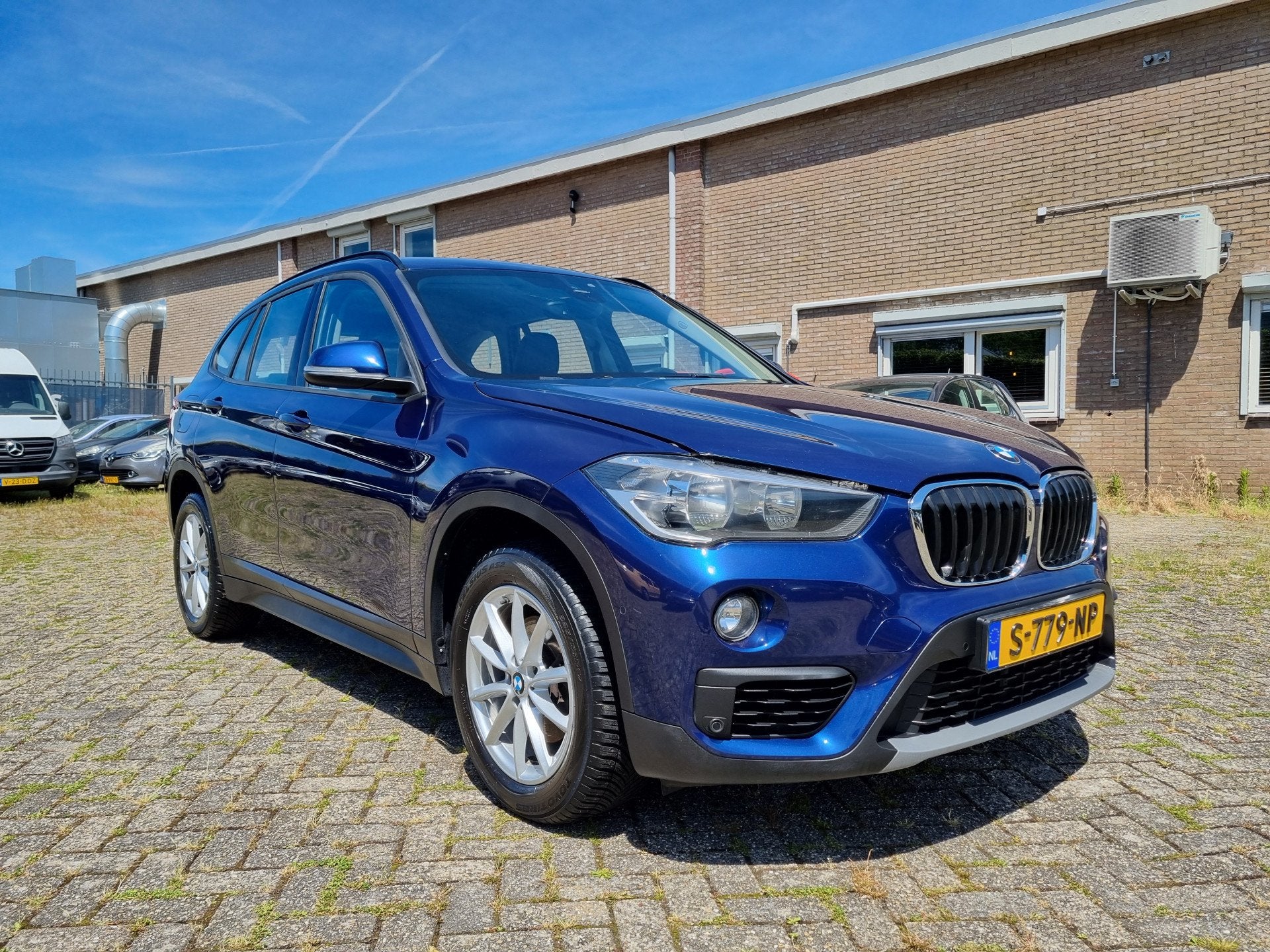 BMW X1 sDrive18i Executive ✅TREKHAAK ✅NIEUWE KOPPELING, Auto's, BMW, Automatische klimaatregeling, 136 pk, Gebruikt, Euro 6