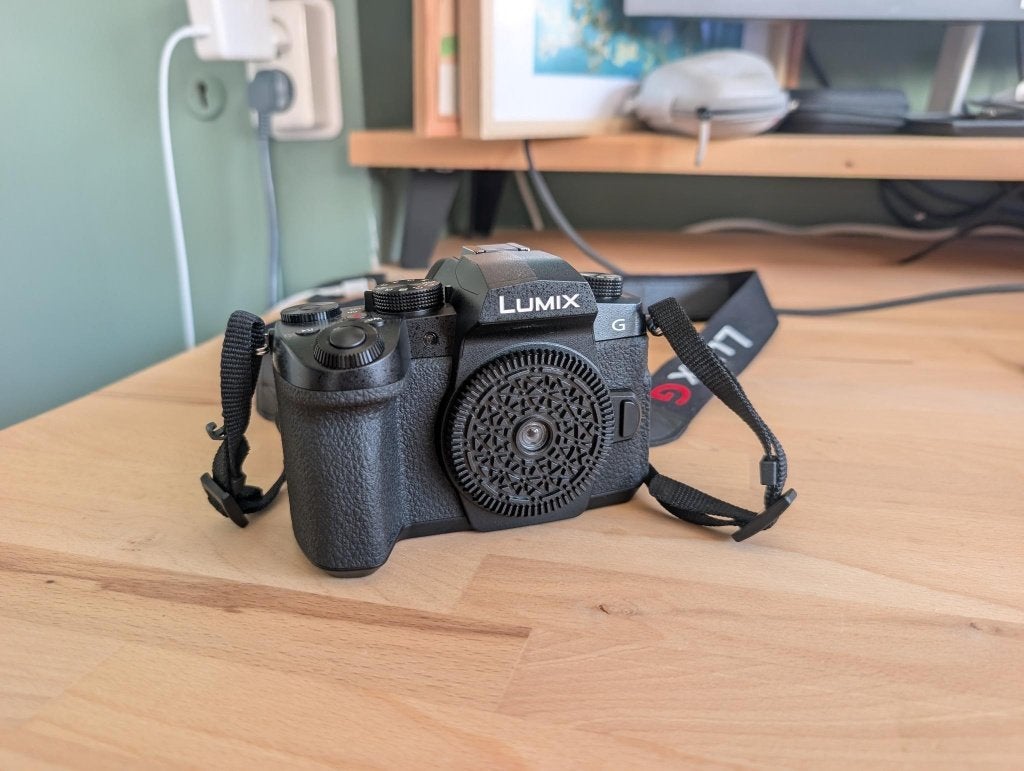 Panasonic Lumix G90, zgan + 2 accu’s + 25mm pancake lens, Audio, Tv en Foto, Ophalen, Panasonic, Zo goed als nieuw, Accu