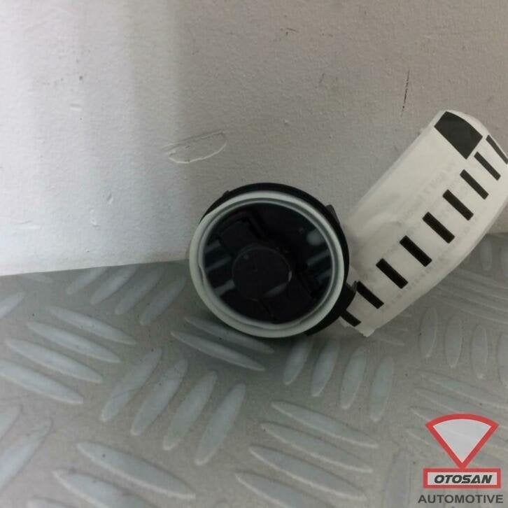 vw golf 7 facelift crashsensor druksensor deur 5q0959354, Auto-onderdelen, Gebruikt, Volkswagen, Volkswagen AG, Berliner Ring 2
38440  Wolfsburg, DE