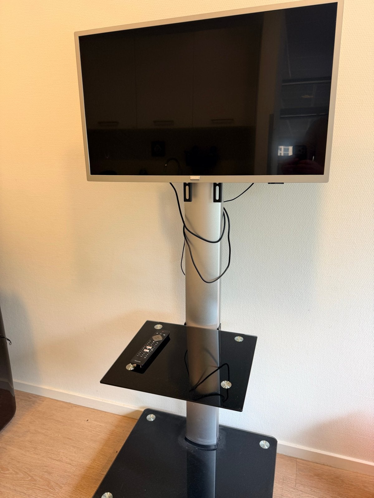 Presentatiezuil met Philips 32PFS6855/12 Full HD LED TV, Audio, Tv en Foto, Philips, LED, 50 Hz, Ophalen of Verzenden