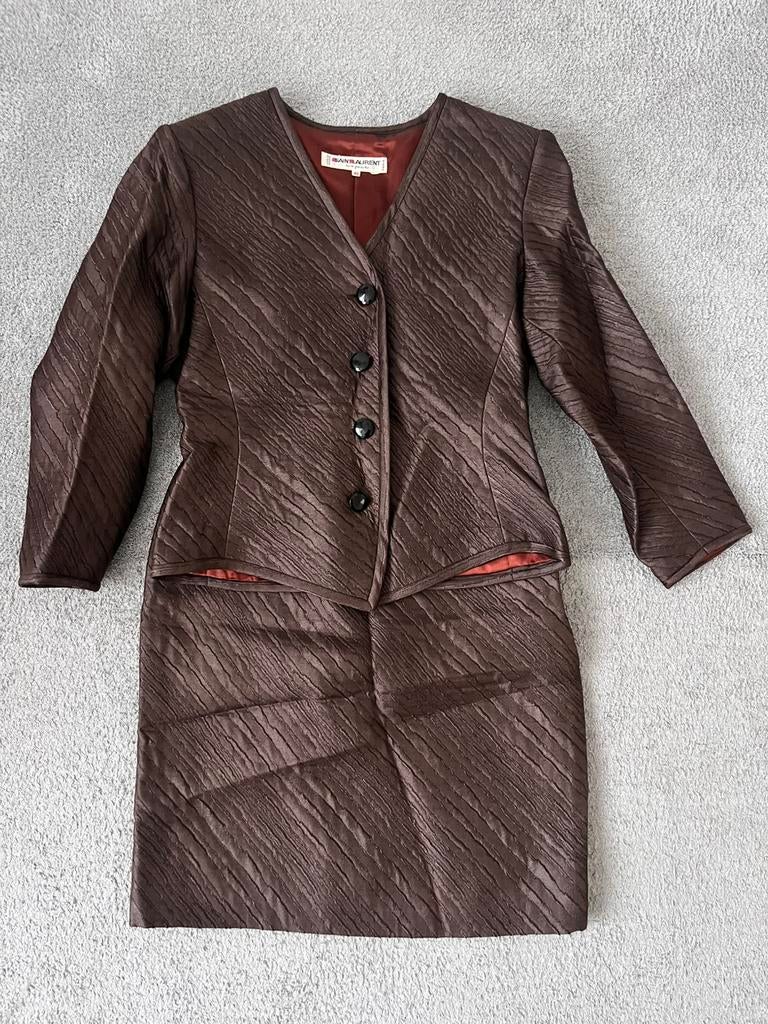 Saint Laurent jas en rok set origineel!, Maat 38/40 (M), Kostuum of Pak, Bruin, Ophalen of Verzenden