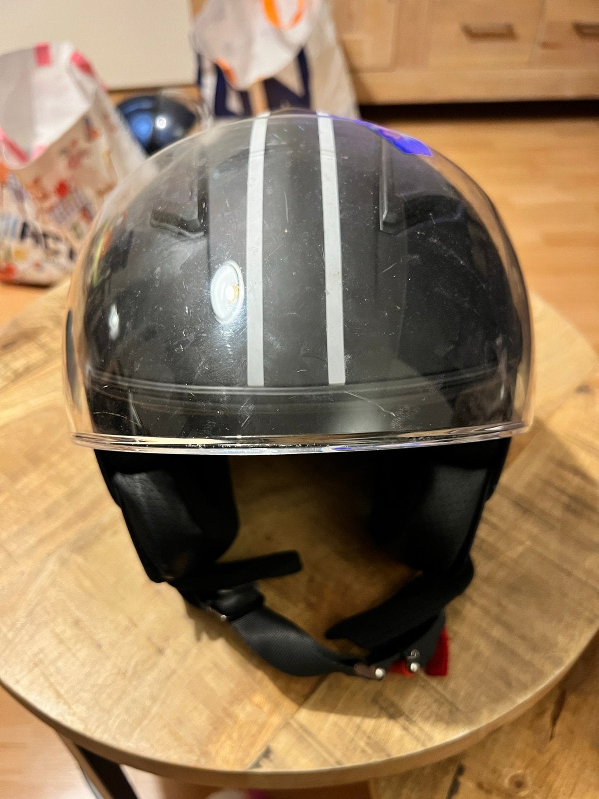 Vito Helmets Jethelm - Zwart met witte strepen - Lichte kras, Motoren, Kleding | Motorhelmen, Kinderen, Jethelm, XXS, Overige merken