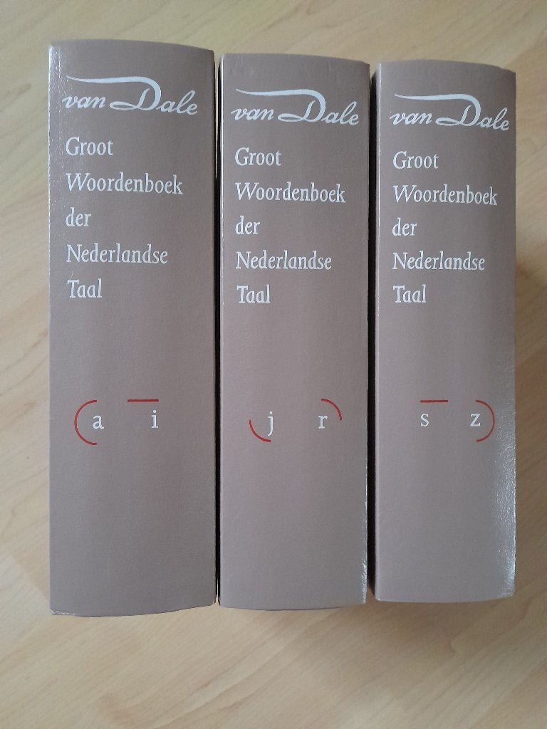 VAN DALE GROOT WOORDENBOEK DER NEDERLANDSCHE TAAL 3 delen, Boeken, Ophalen of Verzenden, Zo goed als nieuw, Van Dale, Nederlands