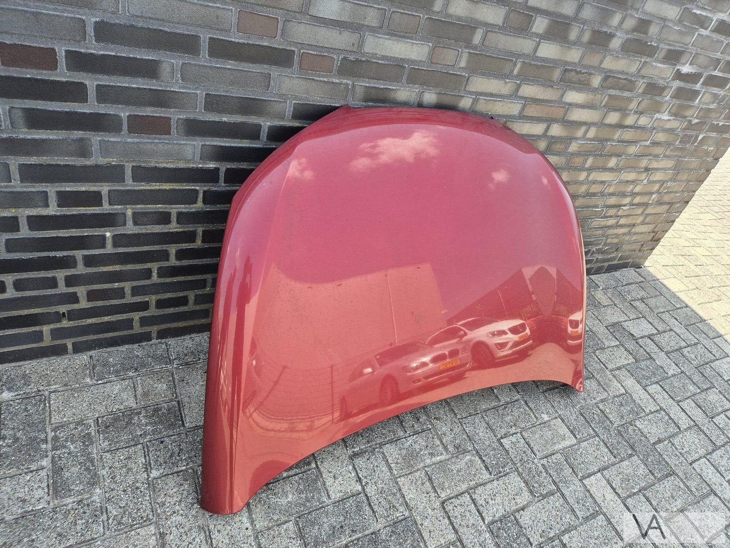 Seat Ibiza 6j 2008 - 2013 motorkap rood klein plekje €100, Gebruikt, -, -, Ophalen of Verzenden