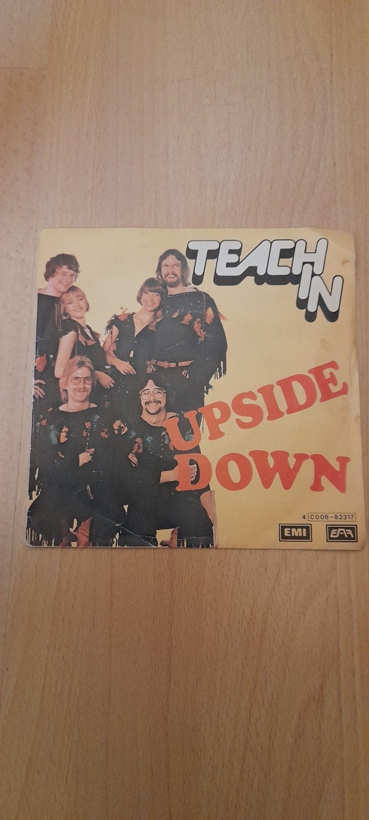 Upside Down   Teach In  single, Cd's en Dvd's, Verzenden, Zo goed als nieuw, Pop