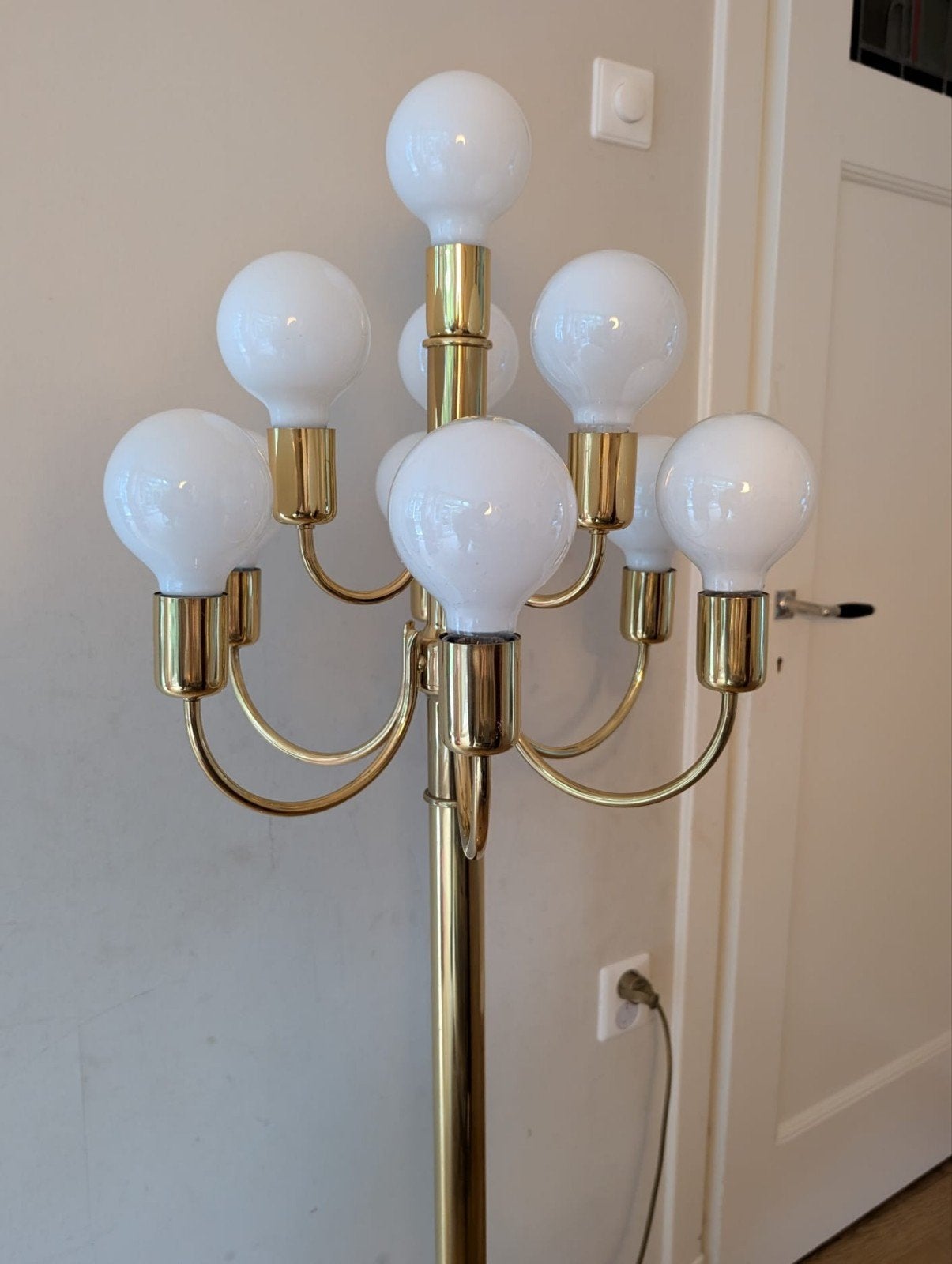 Vintage design gouden vloerlamp, Ophalen, Gebruikt, E27 (groot), Metaal
