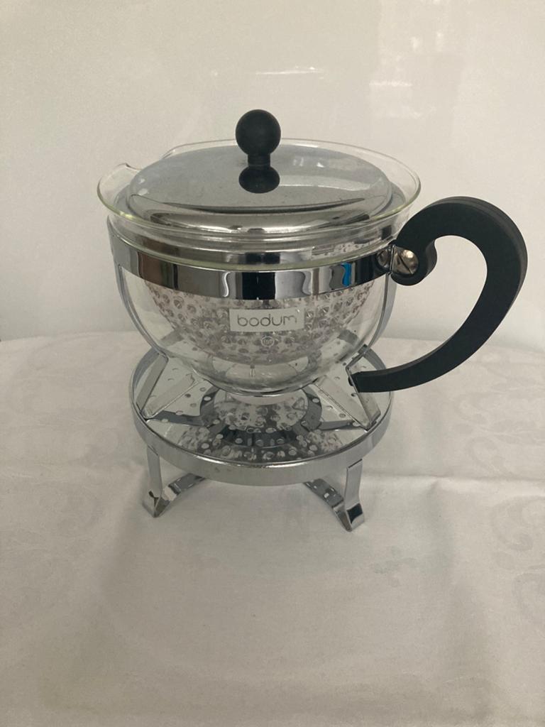 BODUM glazen theepot met filter en bijpassend theelicht zgan, Huis en Inrichting, Keuken | Keukenbenodigdheden, Theepot/fluitketel