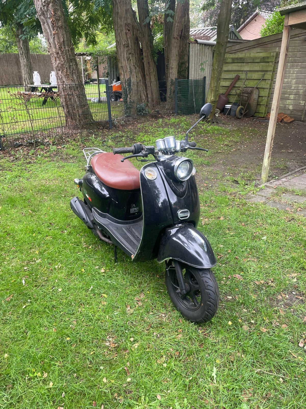 Iva Venti 50 Scooter, Geel kenteken, rijdt niet!, Fietsen en Brommers, Ophalen, Gebruikt, Benzine, Overige merken