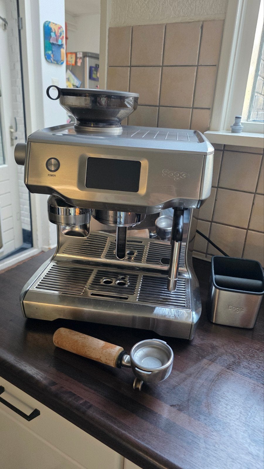 mooi koffie apparaat, Ophalen, Koffiemachine