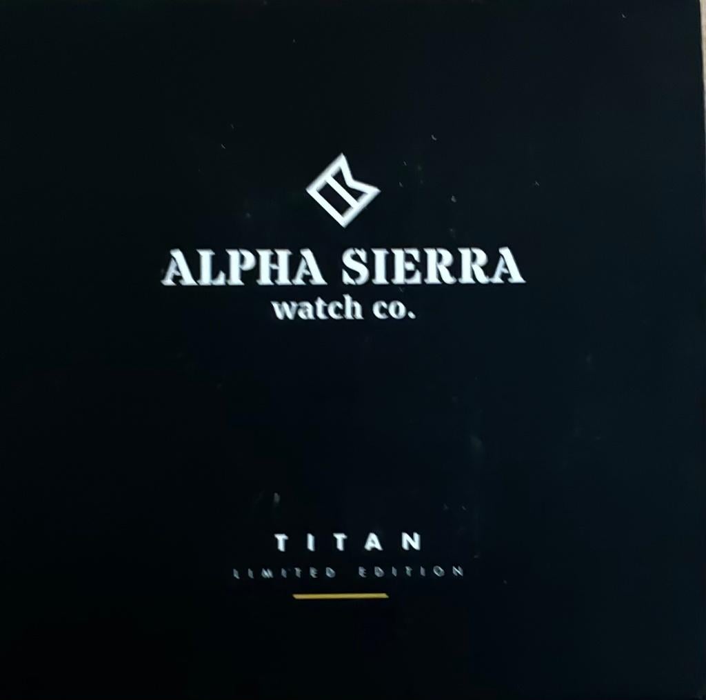 Horloge Alpha Sierra, Overige merken, Overige materialen, Leer, Polshorloge
