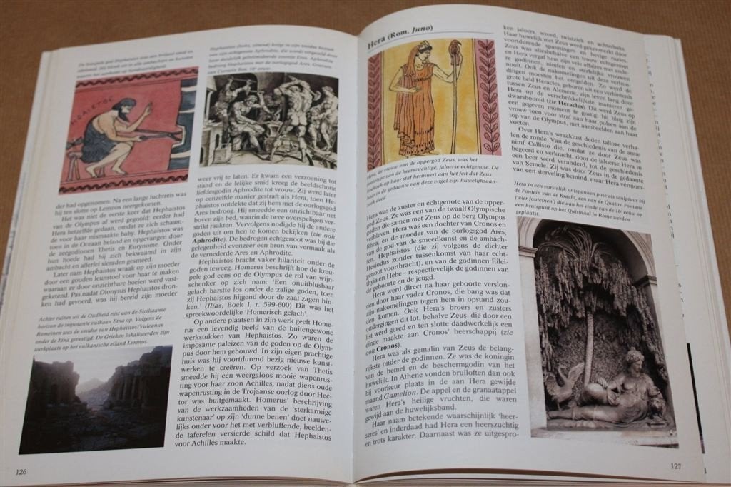 Geïllustreerde Griekse mythologie encyclopedie., Ophalen of Verzenden, 14e eeuw of eerder, Gelezen, Europa