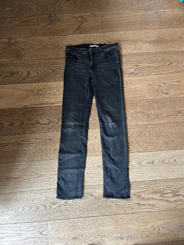 Levi’s 712, zwart, Ophalen of Verzenden, Zo goed als nieuw, Zwart, W28 - W29 (confectie 36)