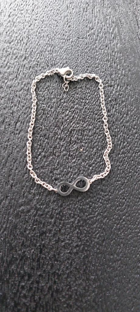 Stailes Steel ARMBANDJE met Infinity Symbool., Sieraden, Tassen en Uiterlijk, Armbanden, Ophalen of Verzenden, Zo goed als nieuw
