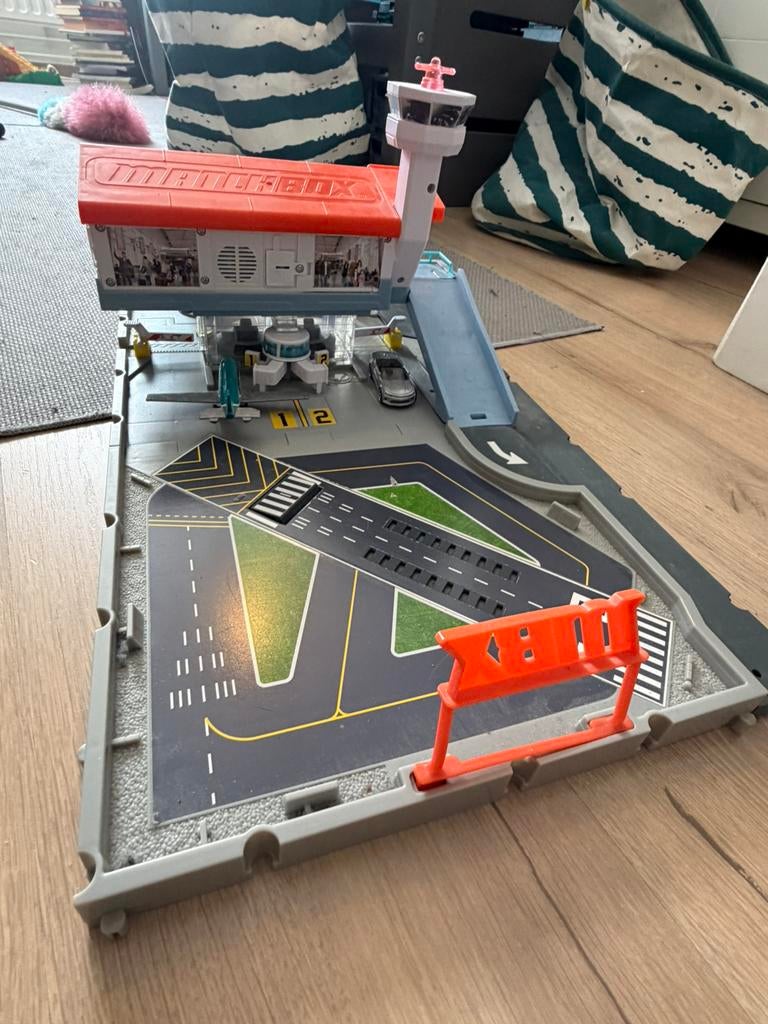 Matchbox Action Drivers airport, Ophalen of Verzenden, Gebruikt, Jongen of Meisje