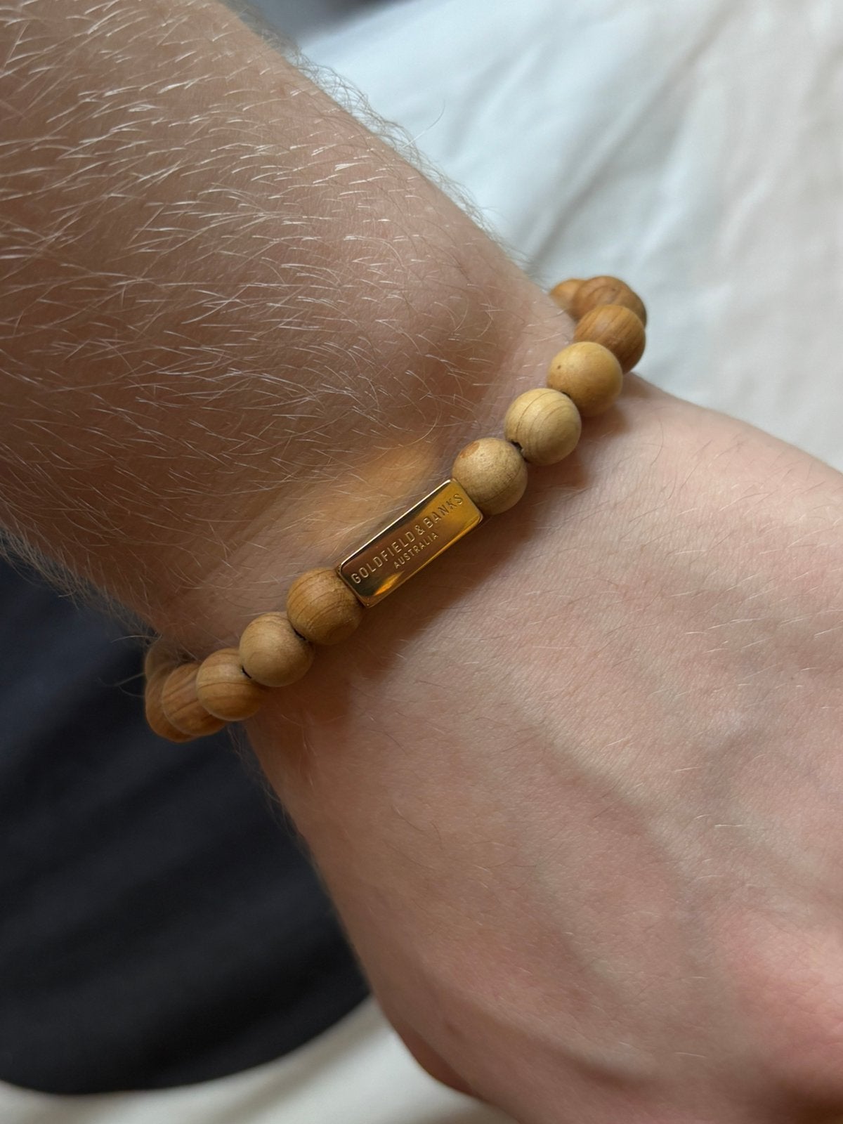 Goldfield & Banks sandelhouten armband, Beige, Nieuw, Ophalen of Verzenden, Met bedels of kralen