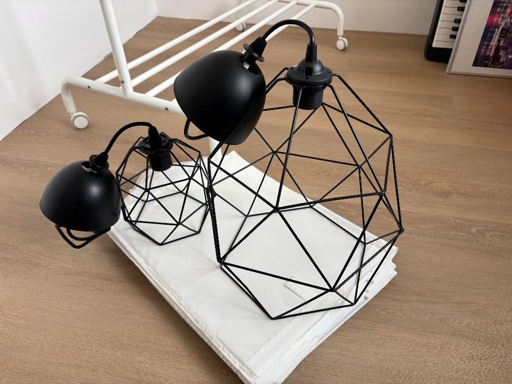 2x IKEA BRUNSTA hanglamp zwart set, Huis en Inrichting, Lampen | Hanglampen, Gebruikt, 50 tot 75 cm, Kunststof, Metaal, Ophalen of Verzenden
