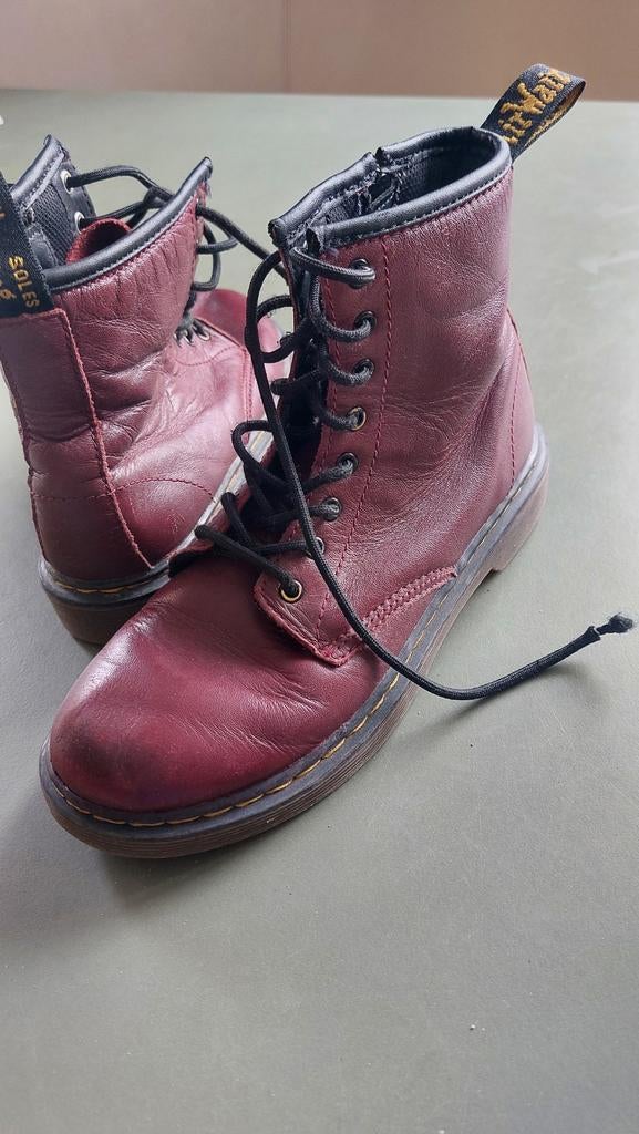 dr Martens maar dan van Air Wair 34 Bordeauxrood Kersenrood, Kinderen en Baby's, Kinderkleding | Schoenen en Sokken, Ophalen, Meisje