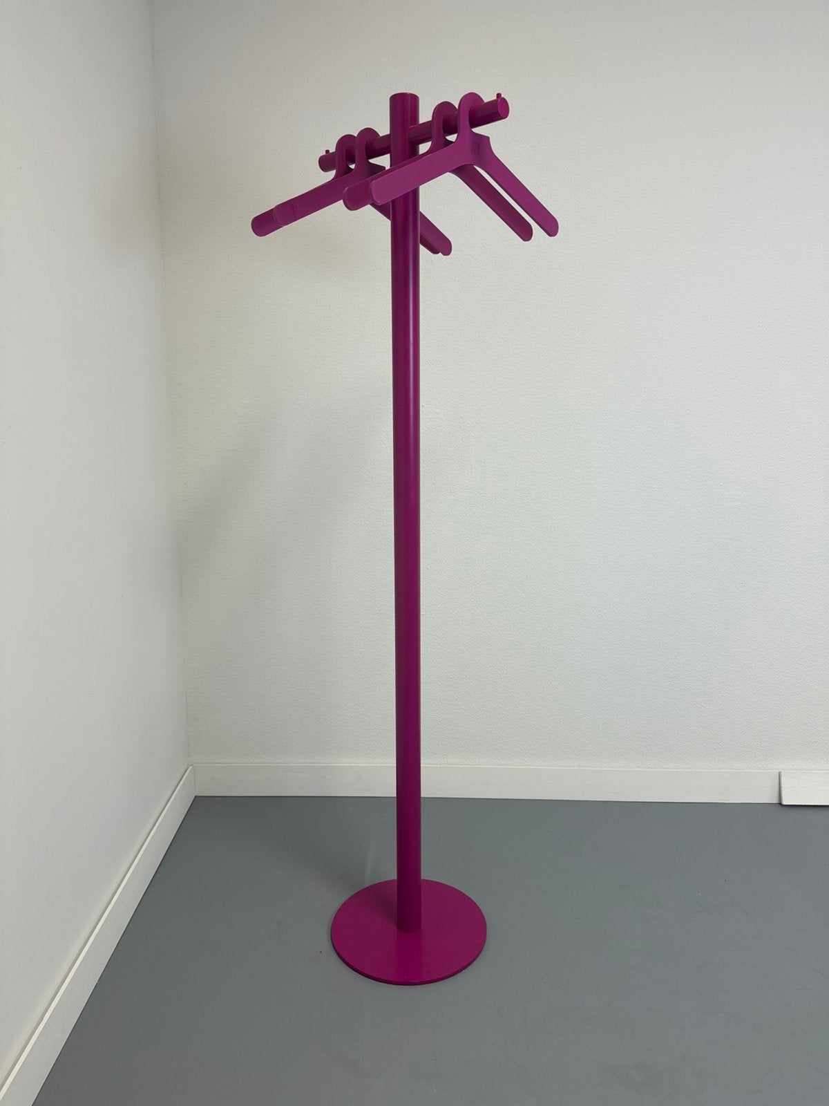 Paarse Cascando Pole coat kapstok, Ophalen of Verzenden, Zo goed als nieuw, Metaal, Minder dan 100 cm