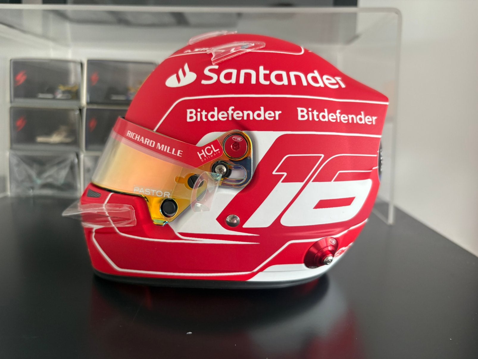 Charles Leclerc Ferrari F1 2023 Bell helm 1:2 Full Upgrade, Ophalen of Verzenden, Nieuw, Formule 1
