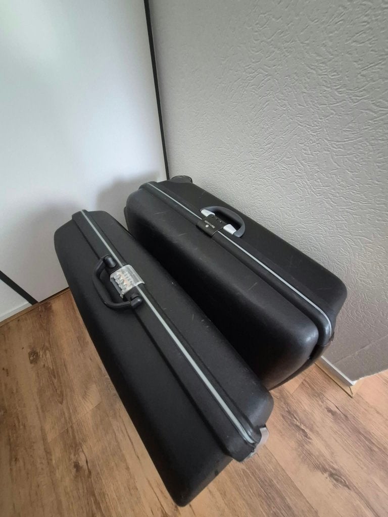 Samsonite koffer 2 stuks, Sieraden, Tassen en Uiterlijk, Gebruikt, Hard kunststof, Ophalen, 60 tot 70 cm