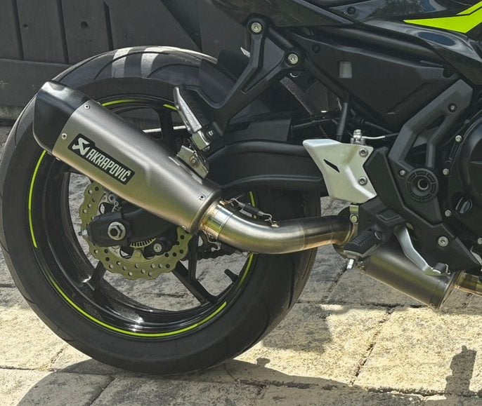 Akrapovic uitlaatsysteem, Motoren, Ophalen of Verzenden