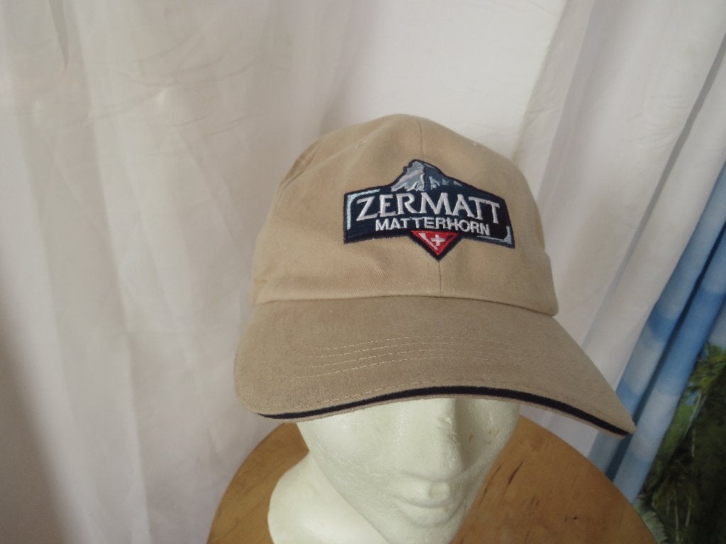 beige toeristen pet  Zermatt Matterhorn van Second Wind, Ophalen of Verzenden, Gedragen, One size fits all, Pet