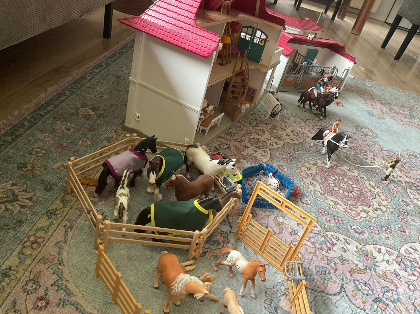 Schleich huis met veel extra, Verzamelen, Speelgoed, Ophalen of Verzenden, Zo goed als nieuw