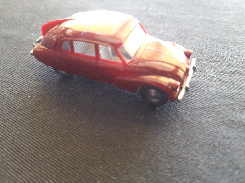Tatra 87 donkerrood - Wiking H0 1:87, Ophalen of Verzenden, Zo goed als nieuw, Auto, Wiking