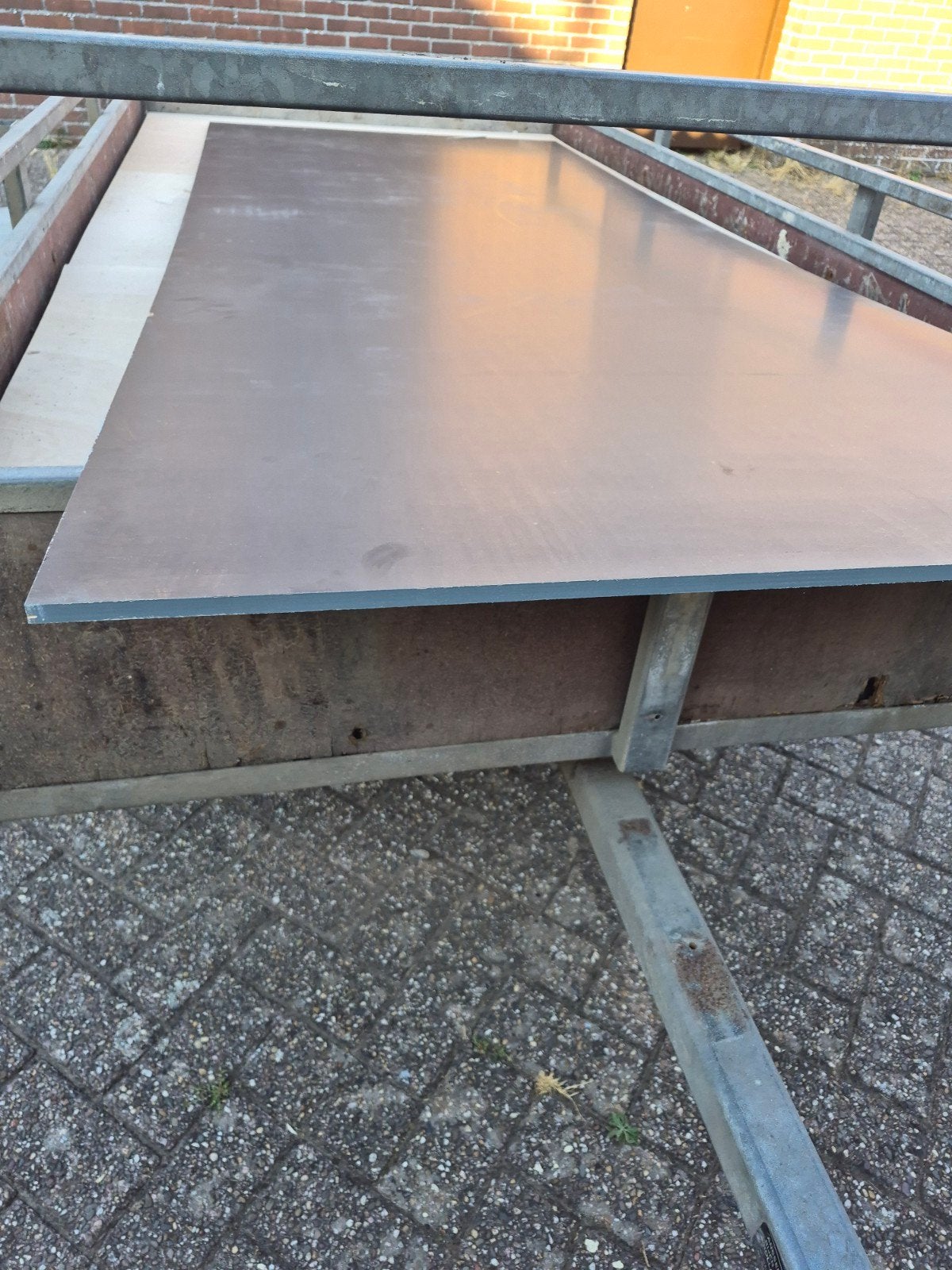 berken betonplex koopje, Ophalen, Nieuw, Betonplex